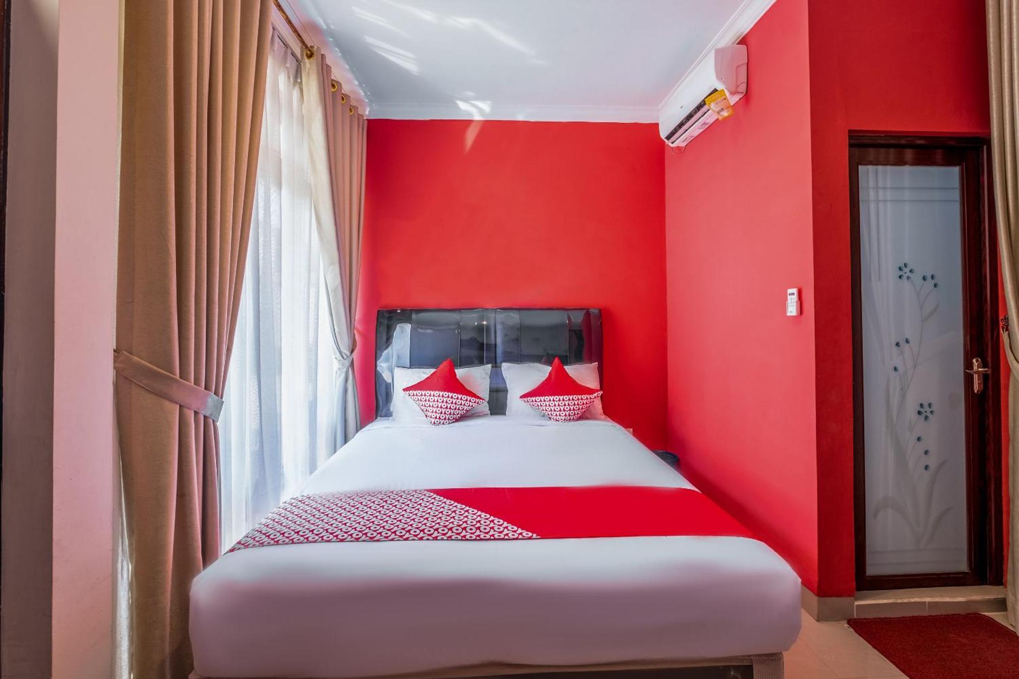 Oyo Collection O 1032 Rahayu Residence Syariah Cirebon Kültér fotó