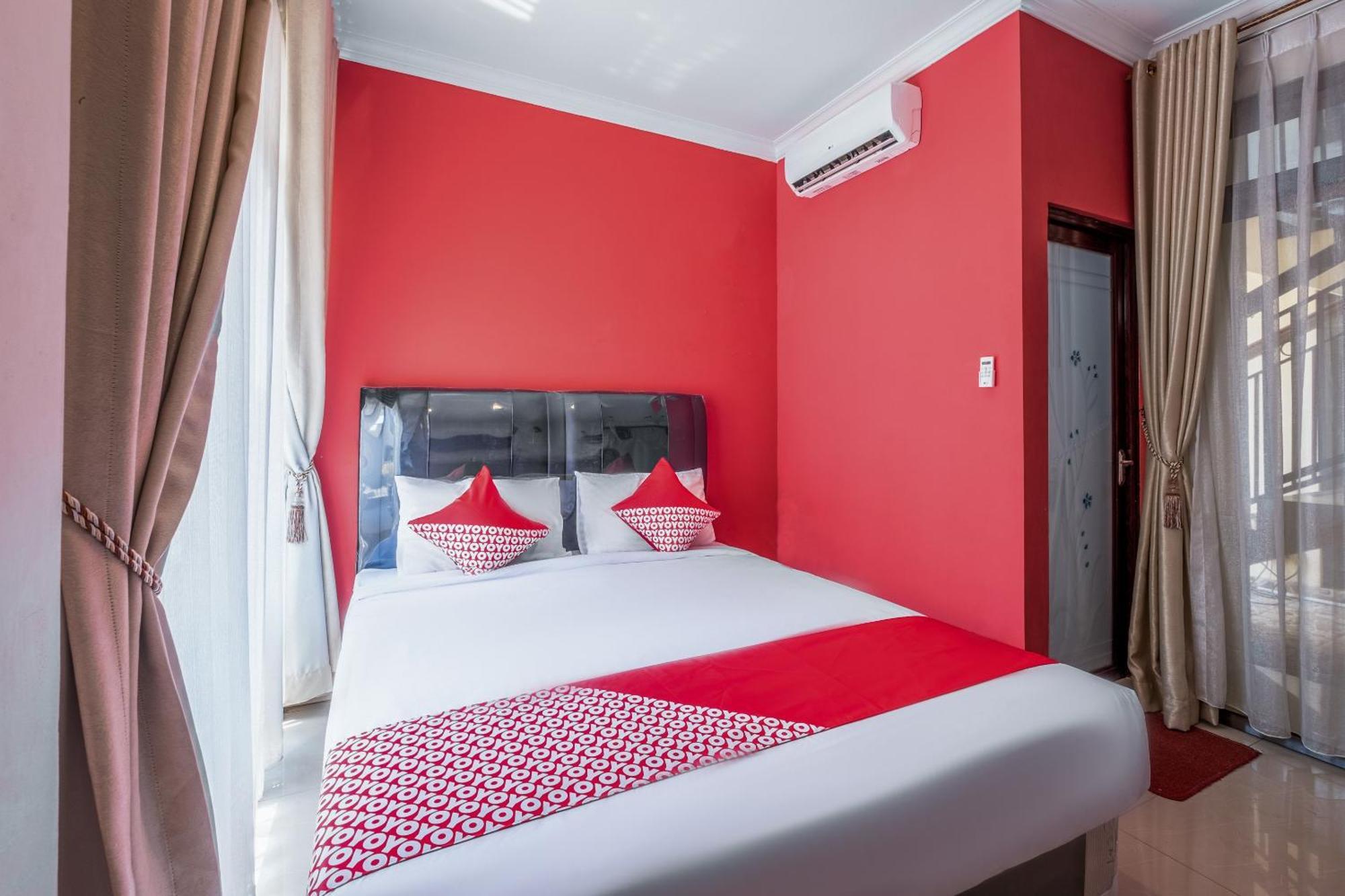 Oyo Collection O 1032 Rahayu Residence Syariah Cirebon Kültér fotó
