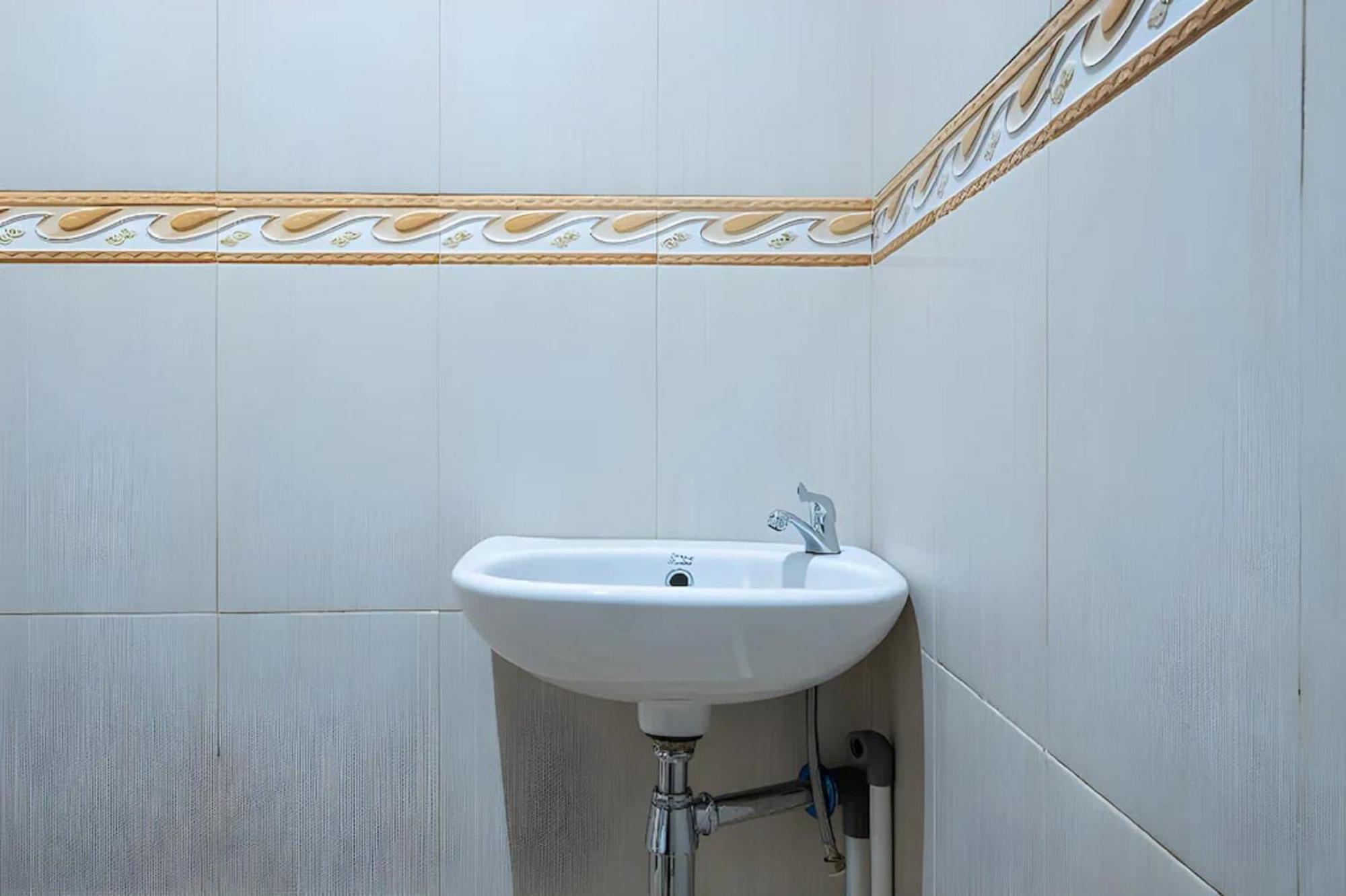 Oyo Collection O 1032 Rahayu Residence Syariah Cirebon Kültér fotó